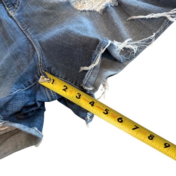 Torrid Womens Distressed Denim Shorts Size 24 Blue Cotton Blend Ripped Hem - Picture 6 of 8